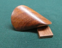 6877